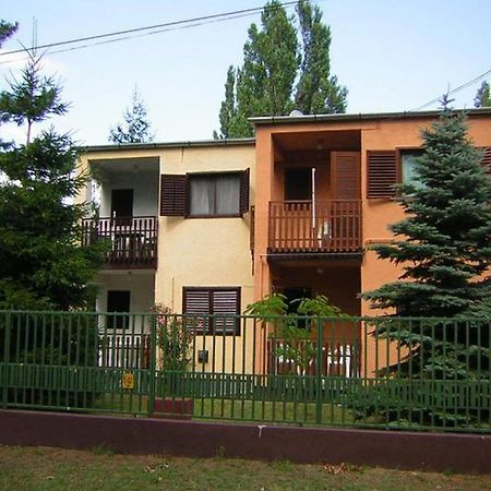 Siófok Aranypart 2 Apartment Bagian luar foto